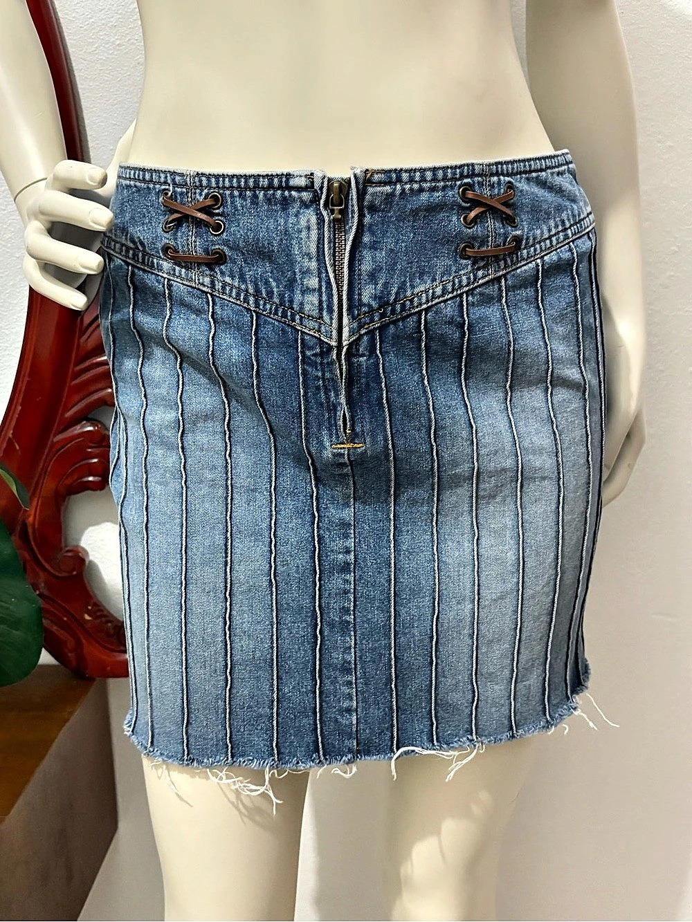 Y2K Ralph Lauren Cotton Denim Lace Up Boho Preppy Mini Skirt Size 4